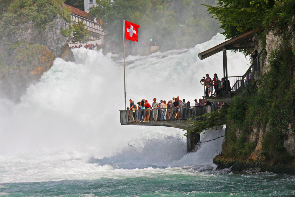 Le cascate del Reno a Schaffhausen in Svizzera il 29 luglio 2011