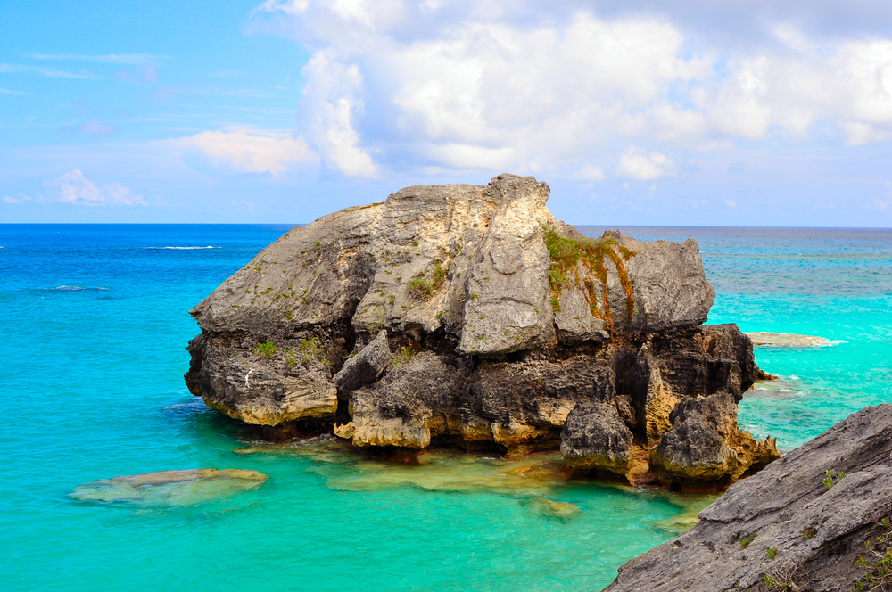 Beautiful Bermuda Beach and Rocks 