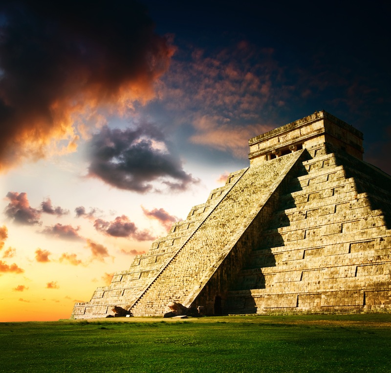 Chichen Itza Mayan Pyramid 