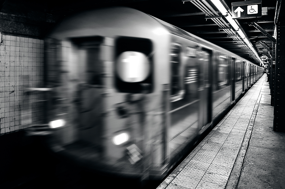 NEW YORK OCT 20 New York City Subway on Oct 20 2009