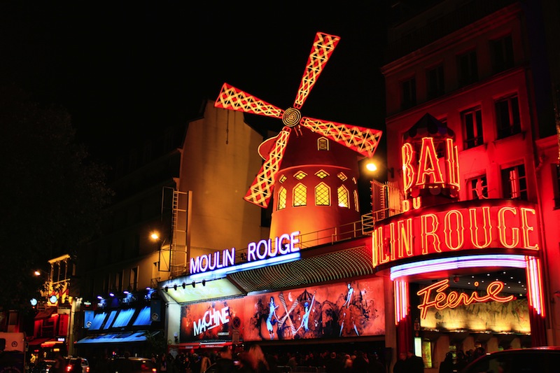 The Moulin Rouge by night 