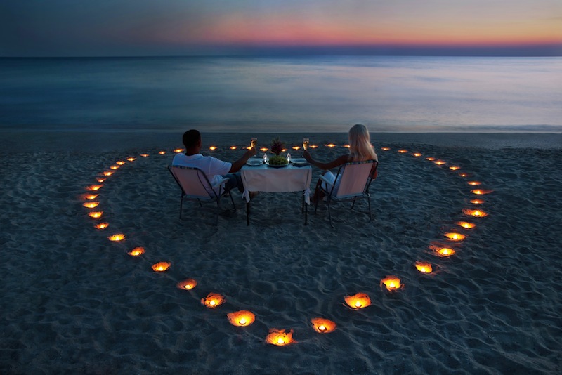 cena spiaggia cuore