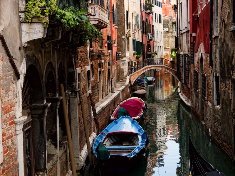 gondola Venice Italy jpg